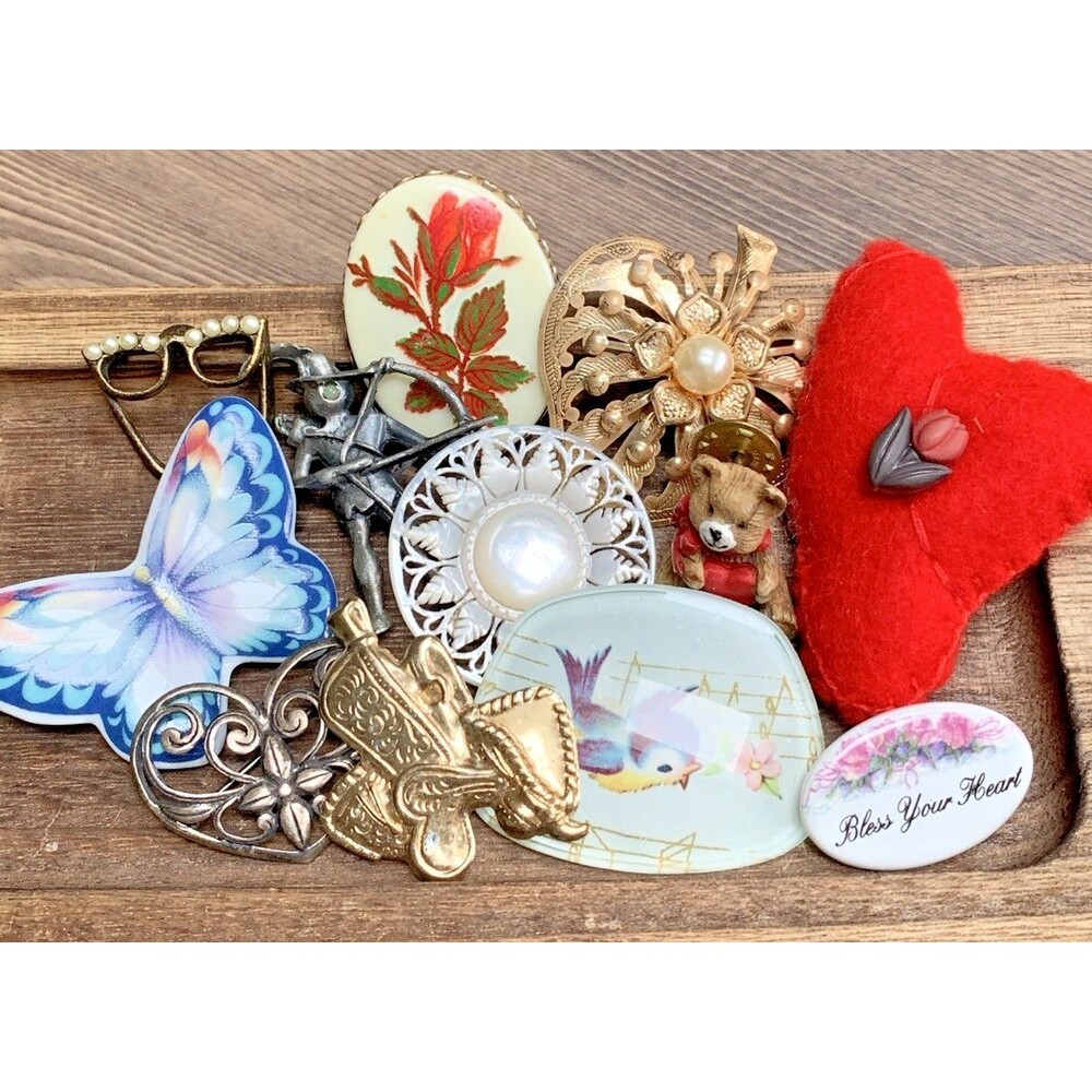 Vintage Brooch Lot 12pc Cottagecore Floral Hearts Novelty Grandma's Cute Pins